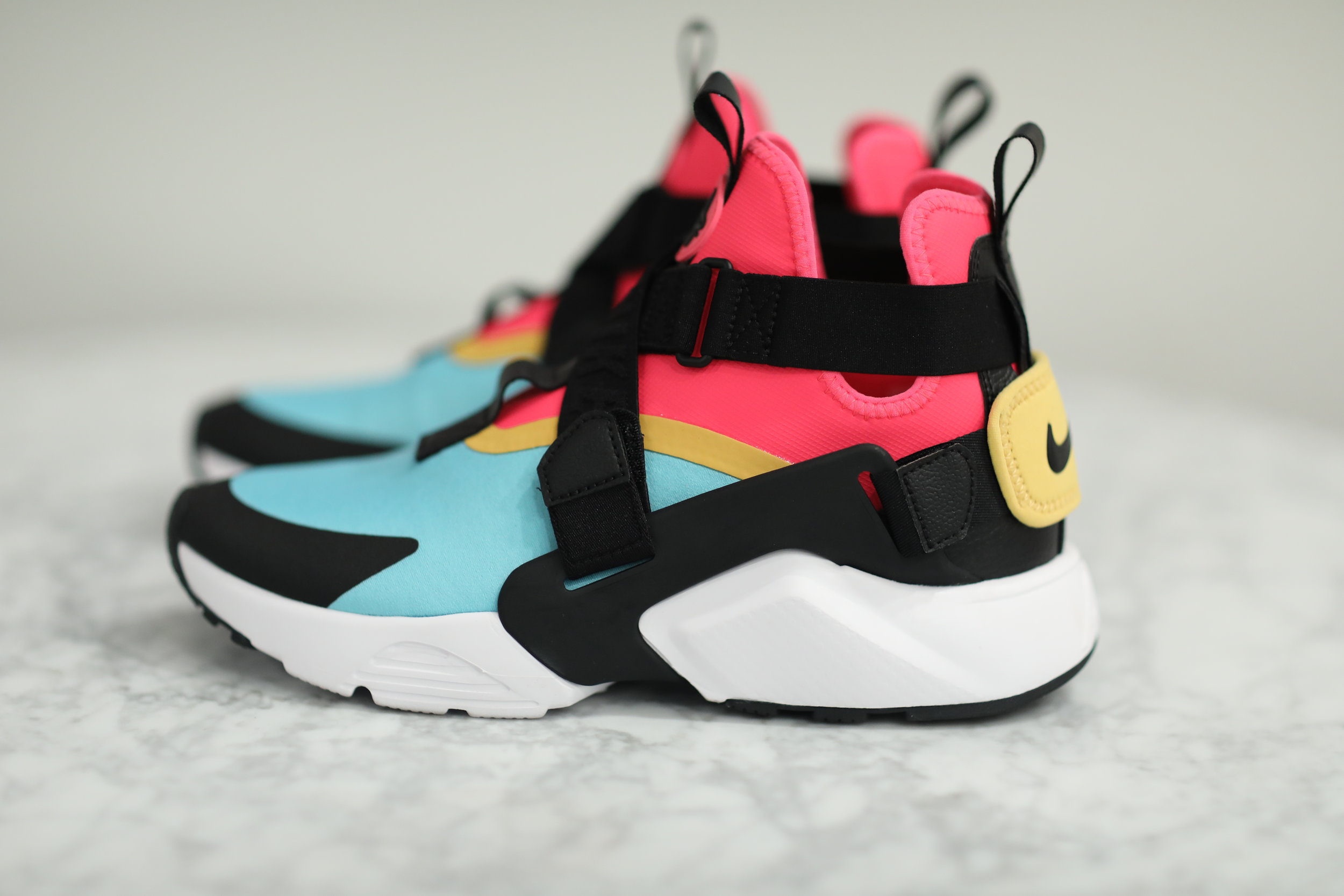 nike air huarache city nike air huarache city
